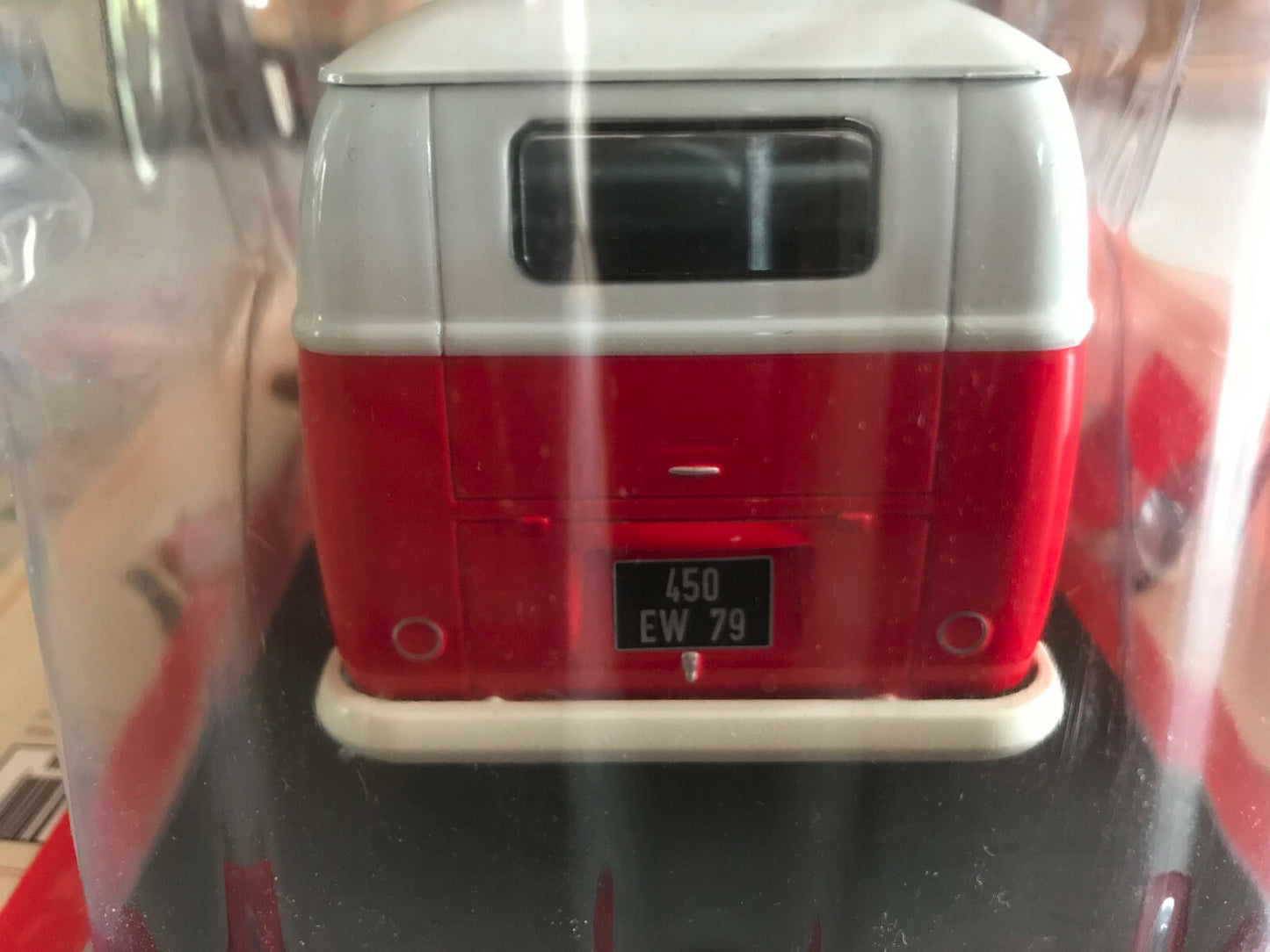 Voiture Miniature Volkswagen T1B 1960 Combi Auto Vintage Hachette au 1/24