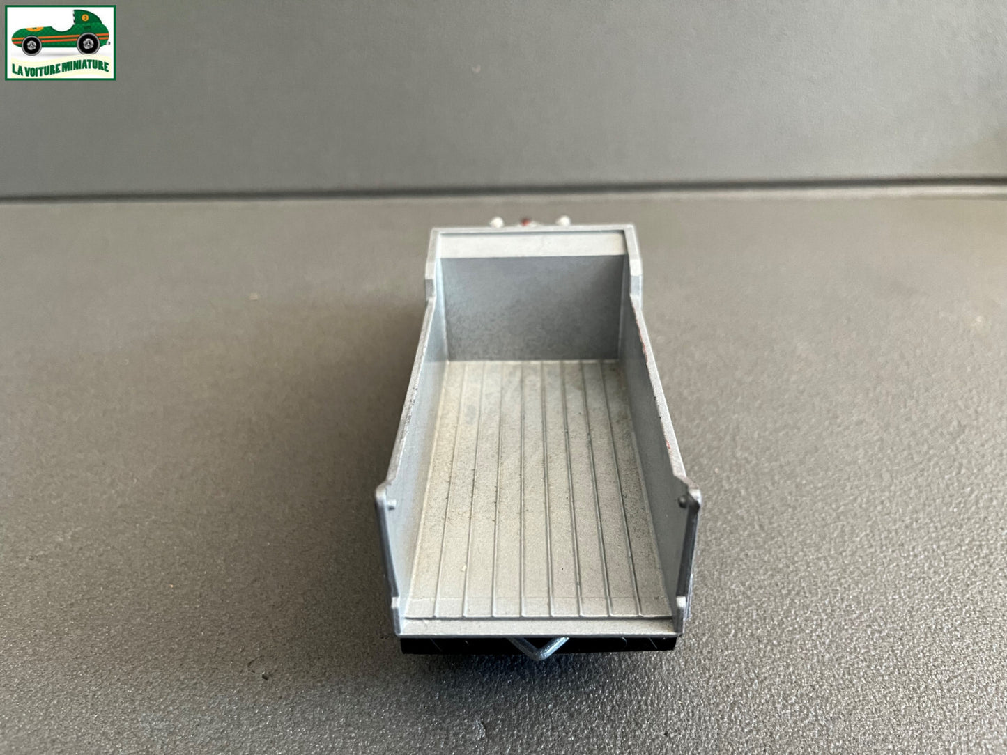 Voiture Miniature Camion Benne Kenworth Majorette France au 1/47