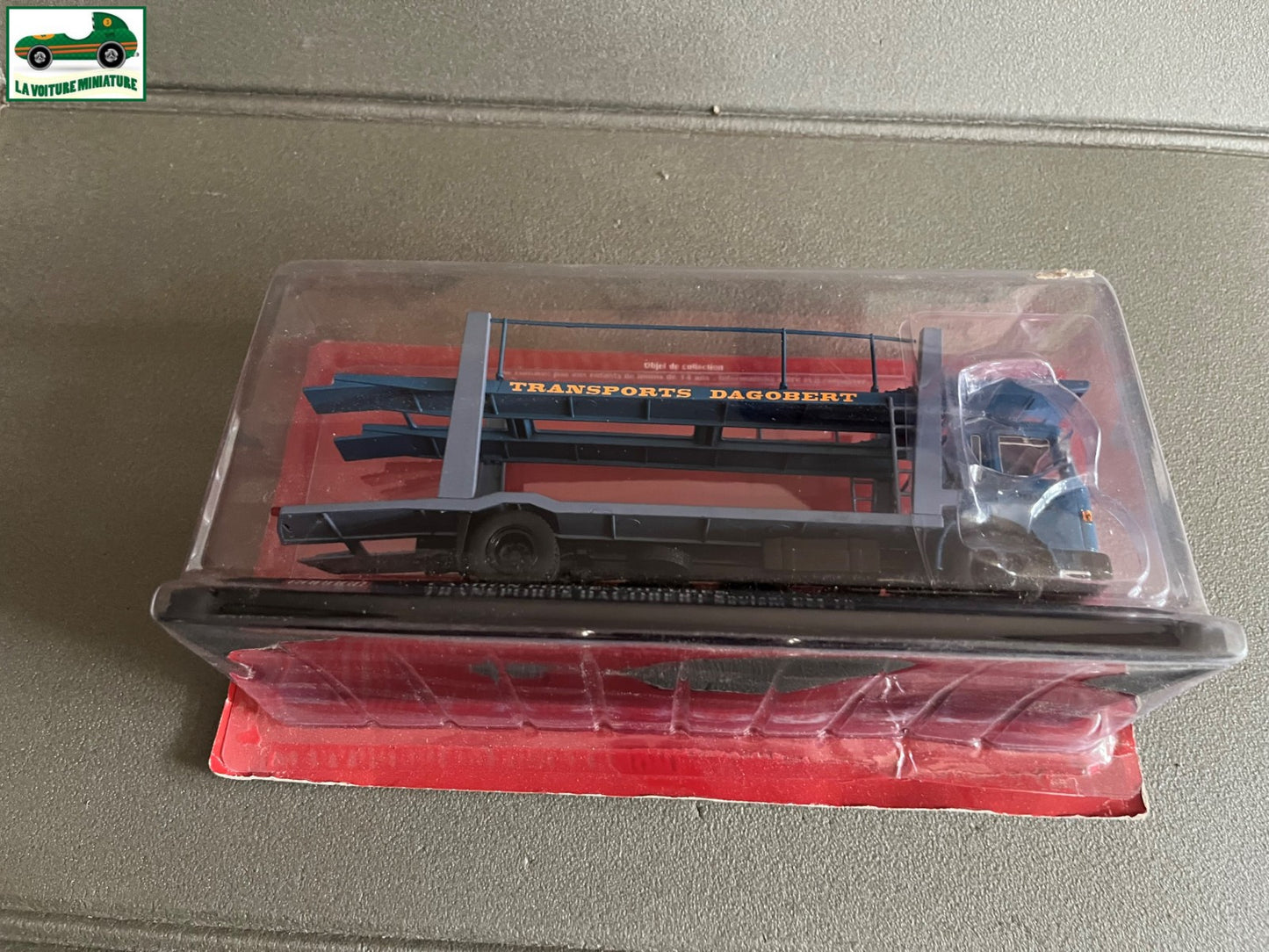 Voiture miniature Camion Portes Voitures Transports Saviem SM 10 Dagobert 1/43
