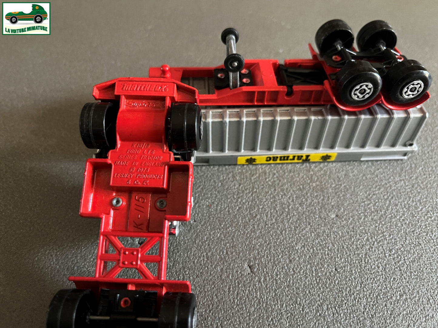 Ancienne Miniature Camion Semi Remorque Ford LTS Tarmac Matchbox Super Kings