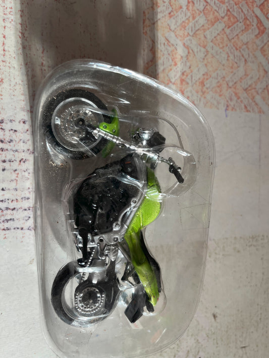 Moto miniature Triumph SpeedTriple Motos à Collectionner Maisto Altaya au 1/18