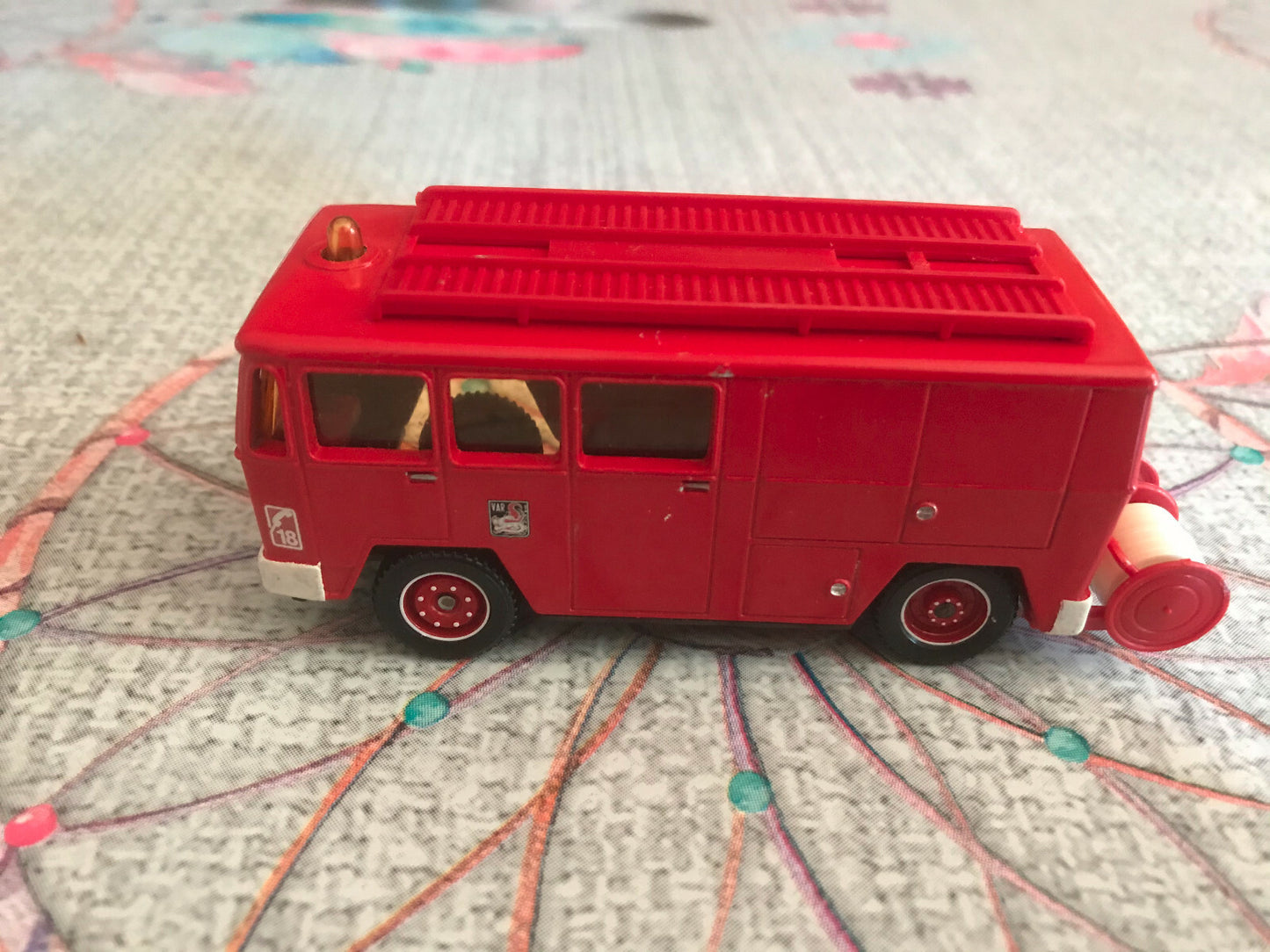 Voiture Miniature Camion Secours Pompiers Berliet GAK 17 Solido 1/55