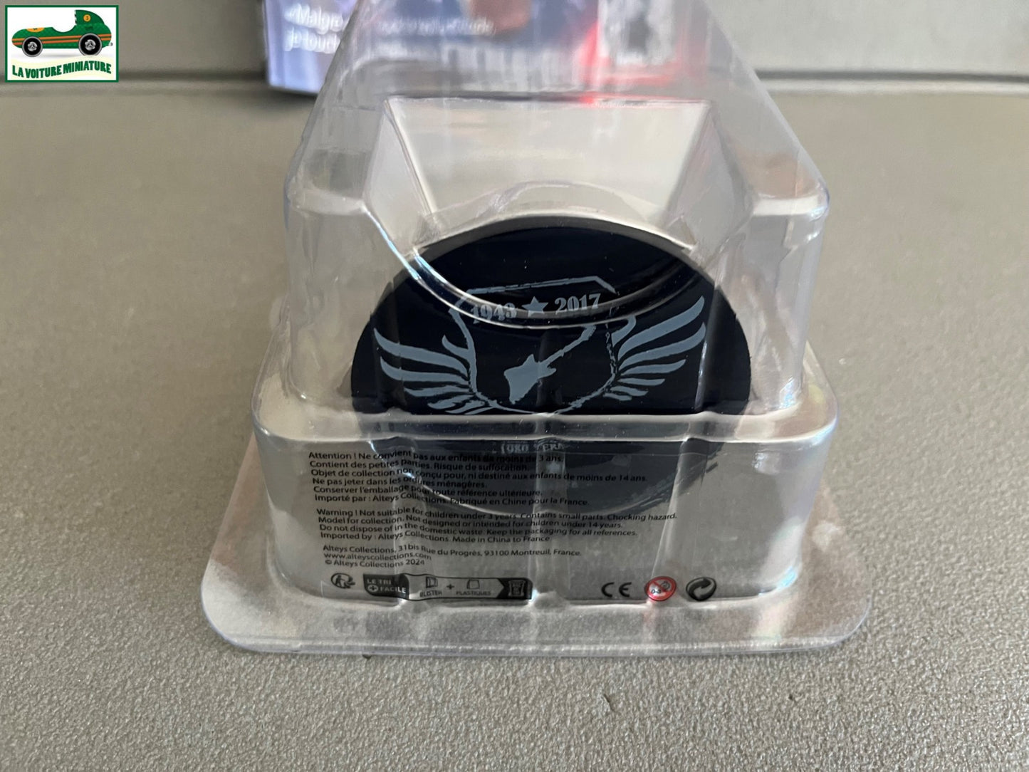 Figurine de Collection Johnny Hallyday + Livret N°56