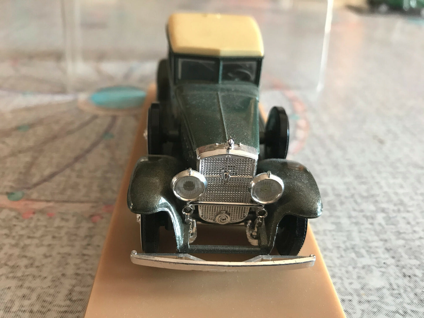 Voiture Miniature Cadillac 452 A 1931 Solido au 1/43