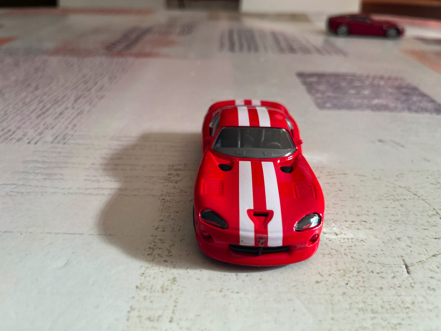 Voiture Miniature Dodge Viper GTS Burago au 1/43