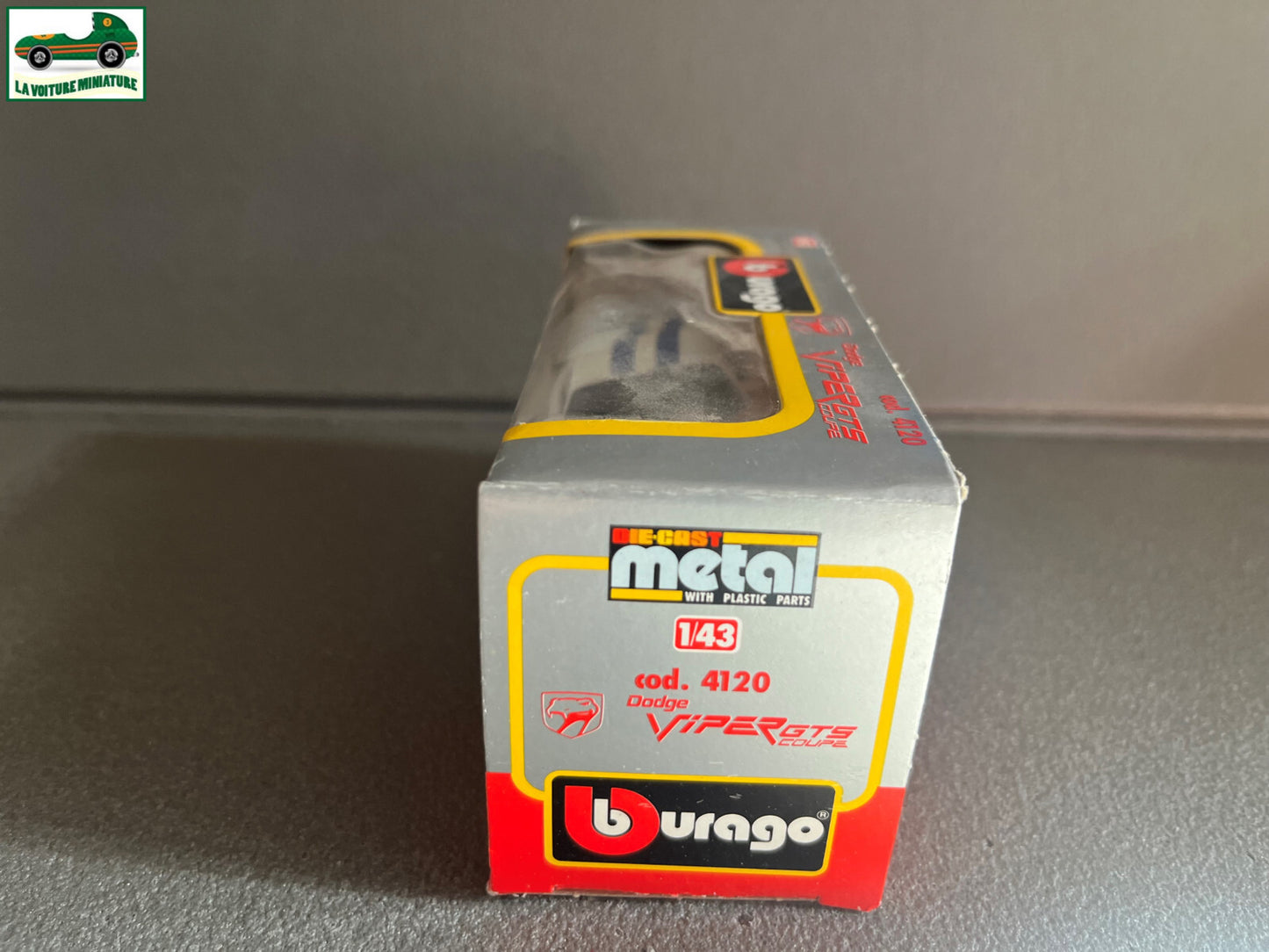 Voiture miniature Burago Dodge Viper GTS Coupé 4120 au 1/43