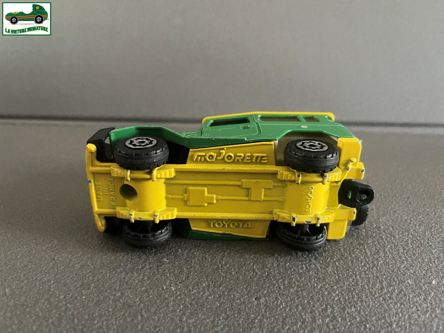 Ancienne Miniature Voiture Majorette Toyota Land Cruiser 1/36