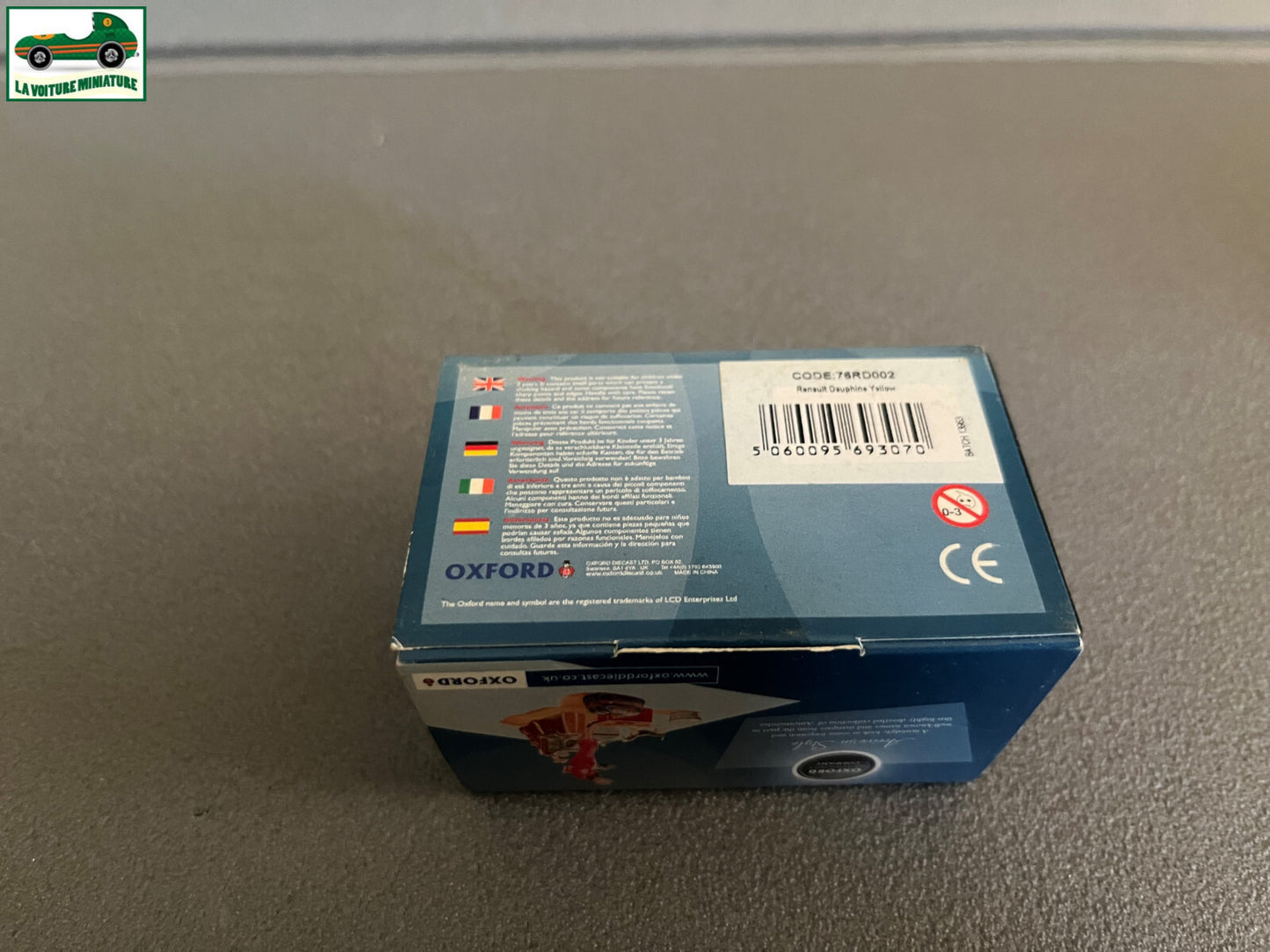 Voiture miniature Renault Dauphine Oxford 1/76