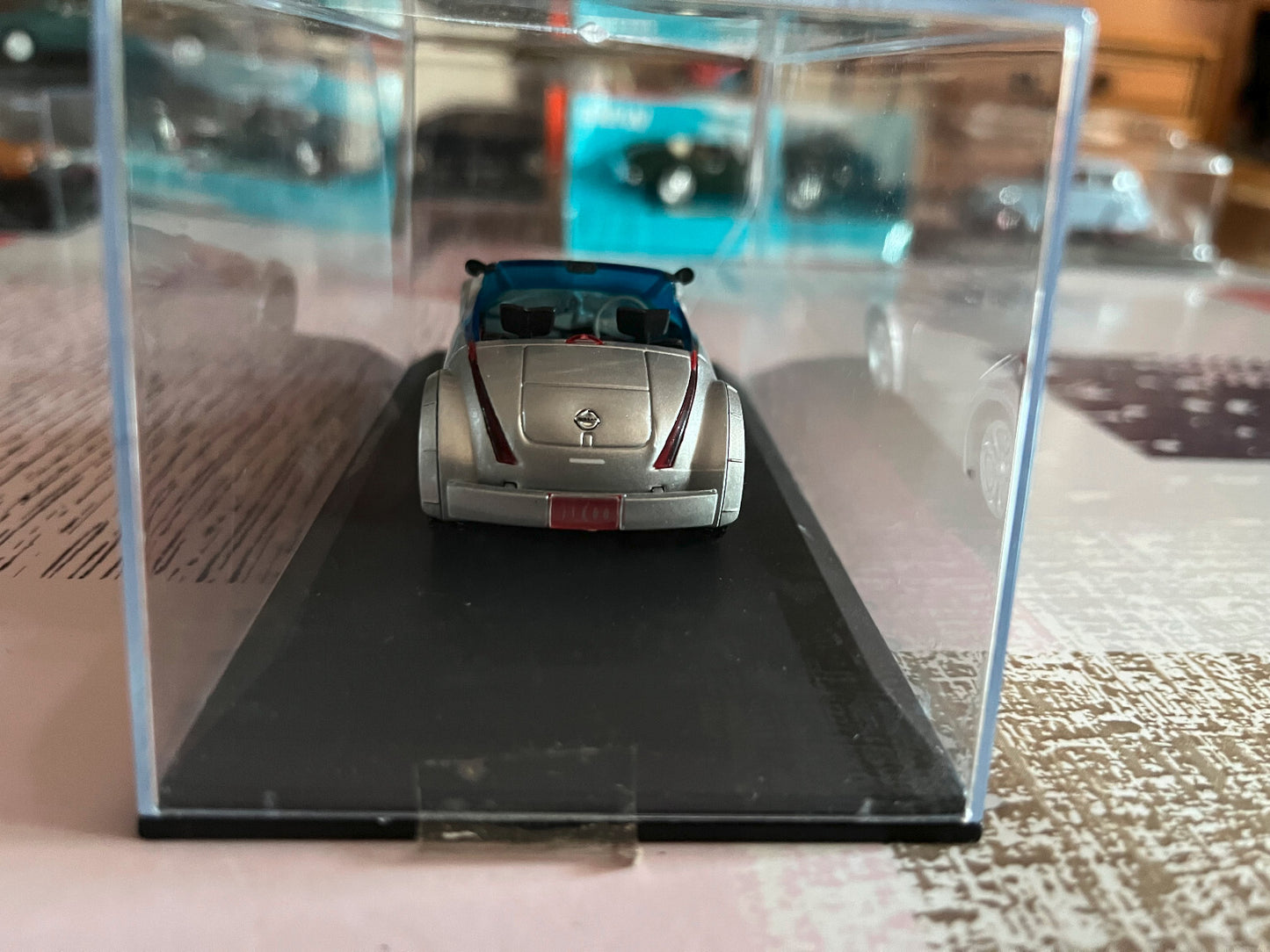 Voiture miniature Nissan Jikoo Norev Concept Car au 1/43