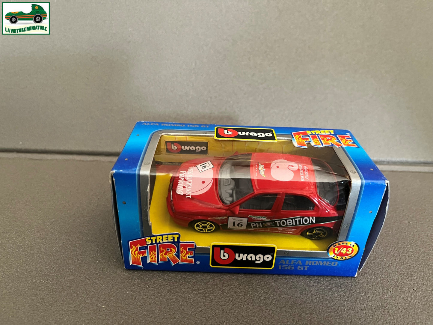 Voiture miniature Alfa Romeo 156 GT Burago au 1/43