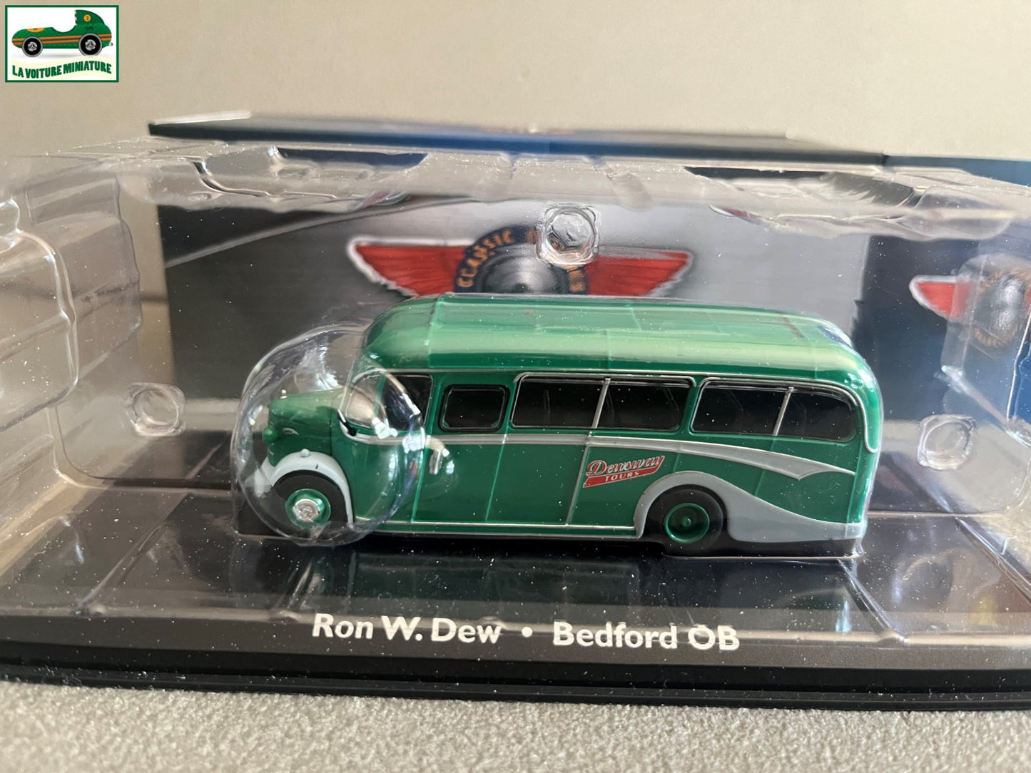 Voiture miniature Ron W. Dew Bedford OB Autobus Bus Autocar Atlas 1/72