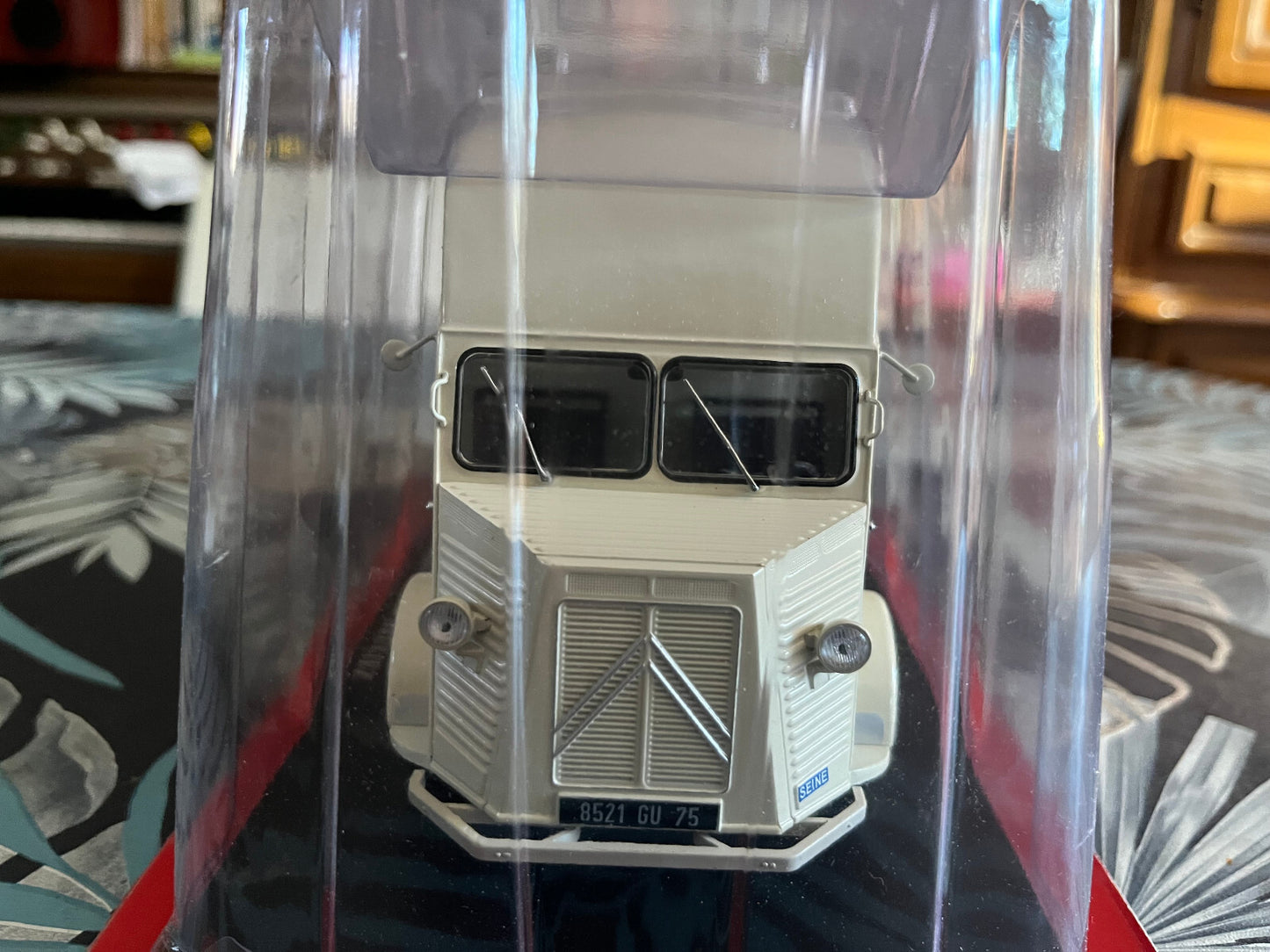 Voiture Miniature Camion Fourgon Citroen H HW Van Heuliez Hachette au 1/24