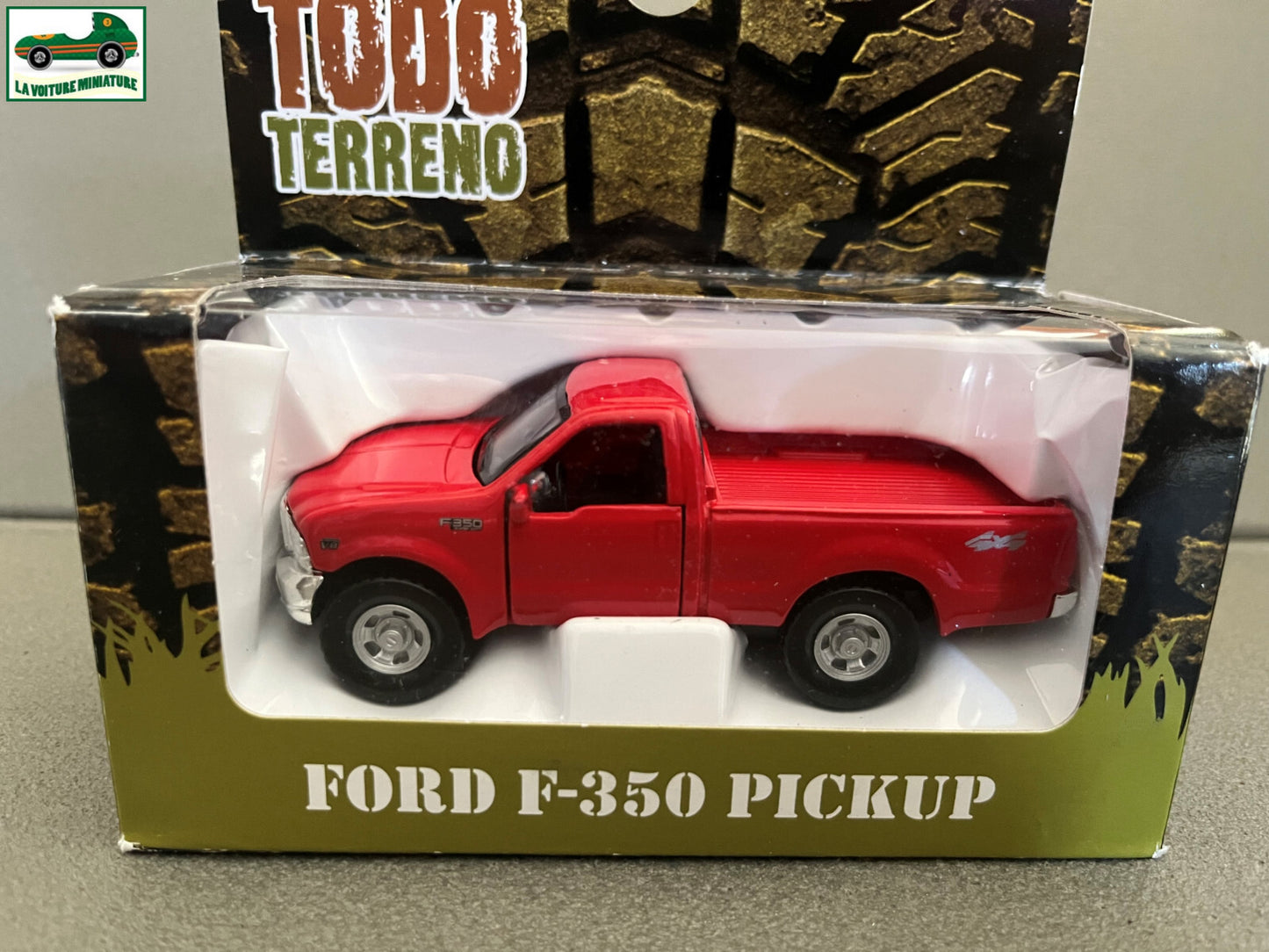 Voiture Miniature Ford F-350 Pick Up Maisto echelle 1/46 proche 1/43