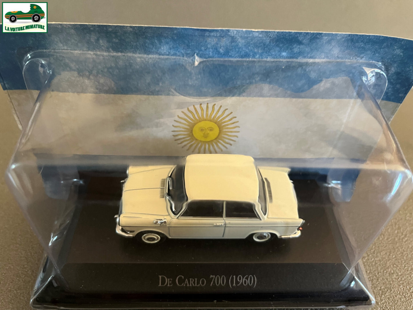 Voiture Miniature De Carlo 700 1960 "BMW" Autos Inolvidables Argentinos 1/43