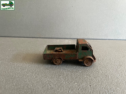 Ancienne Voiture Miniature Metal Tole penny toys "Gobin Daudé Polichinelle"