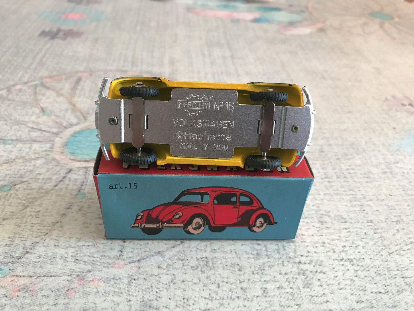 Voiture miniature Volkswagen Coccinelle Mercury Hachette 1/48 1/43 Style Dinky