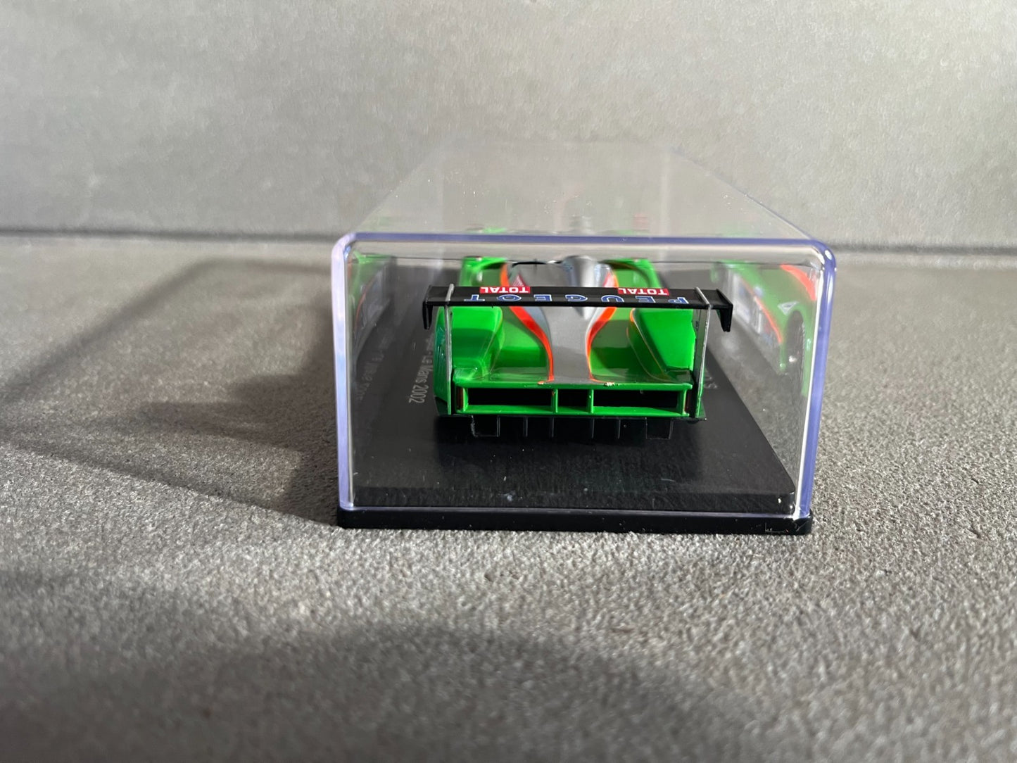 Voiture Miniature Courage C60 Peugeot Le Mans 2002 Spark Hachette 1/43