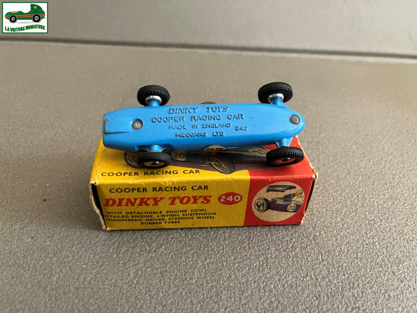 Ancienne Miniature Voiture Copper Racing Car Dinky Toys 240 England