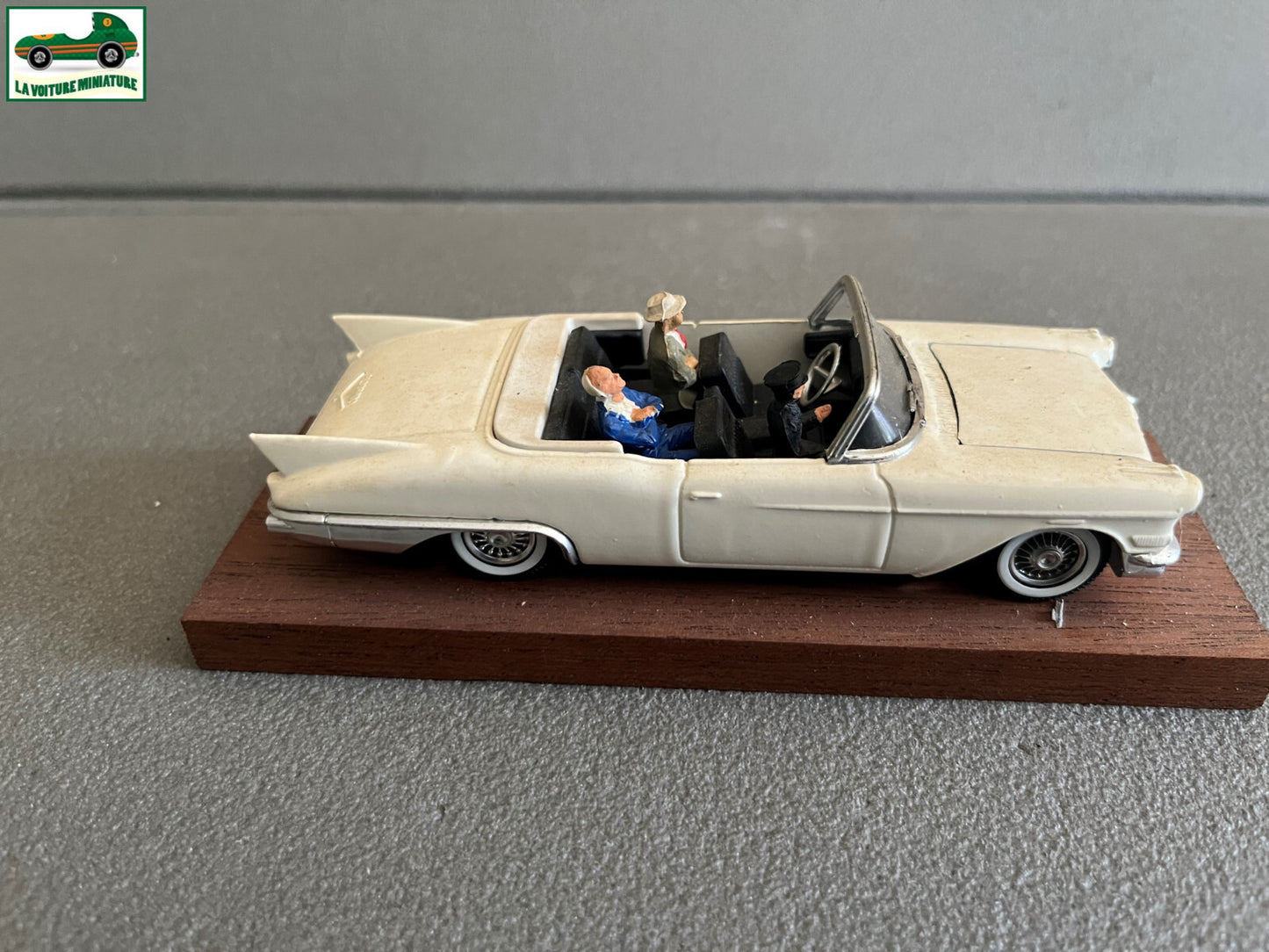 Ancienne Miniature Voiture Cadillac Eldorado Eisenhower 1957 Solido Bois 1/43