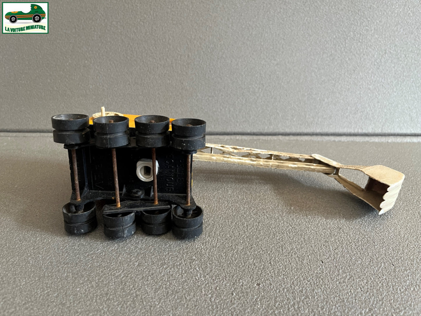 Ancienne Miniature Plastique Pelle Mécanique Norev France Epave 1/43