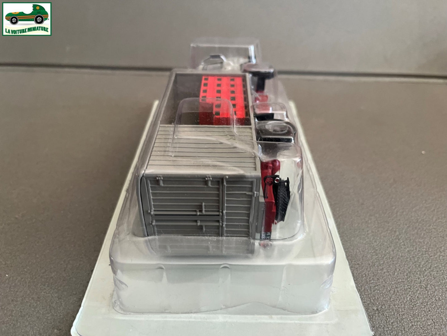 Voiture Miniature Camion Berliet 560K long brasseur Hachette 1/43