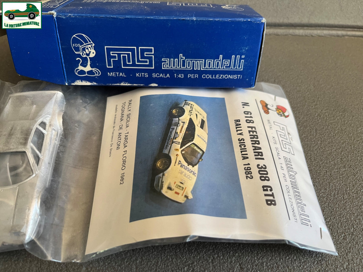 Voiture Miniature Kit Métal non monté Ferrari 308 GTB FDS au 1/43