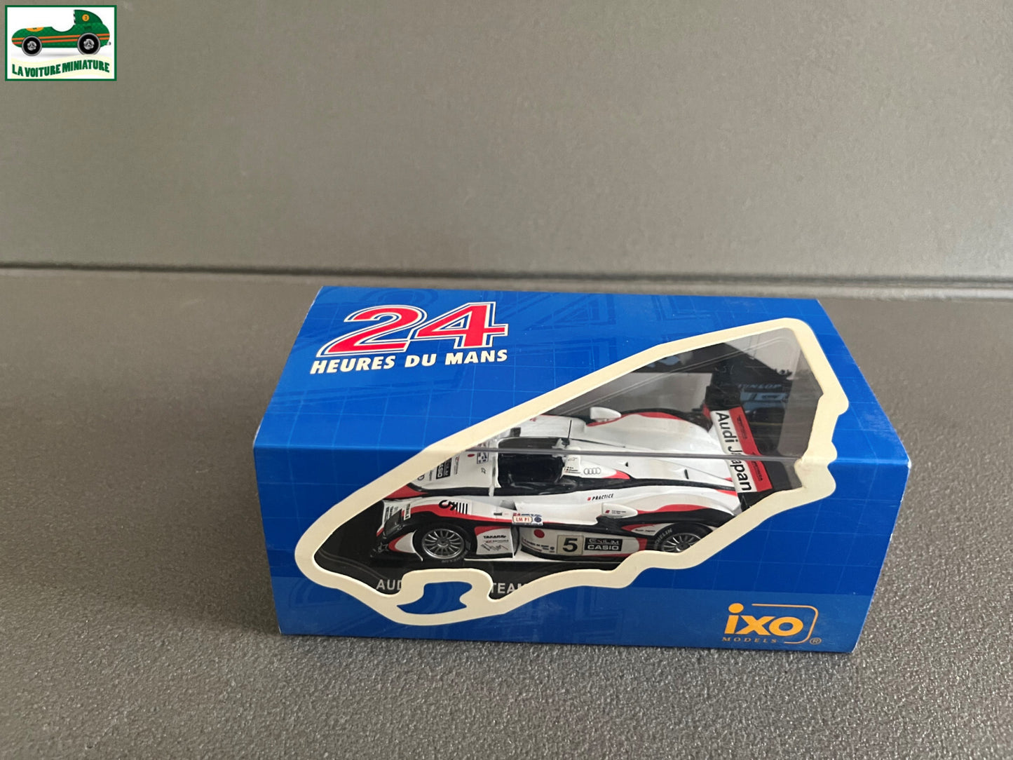 Voiture Miniature Audi R8 Japan Team GOH Winner Le Mans 2004 Ixo au 1/43