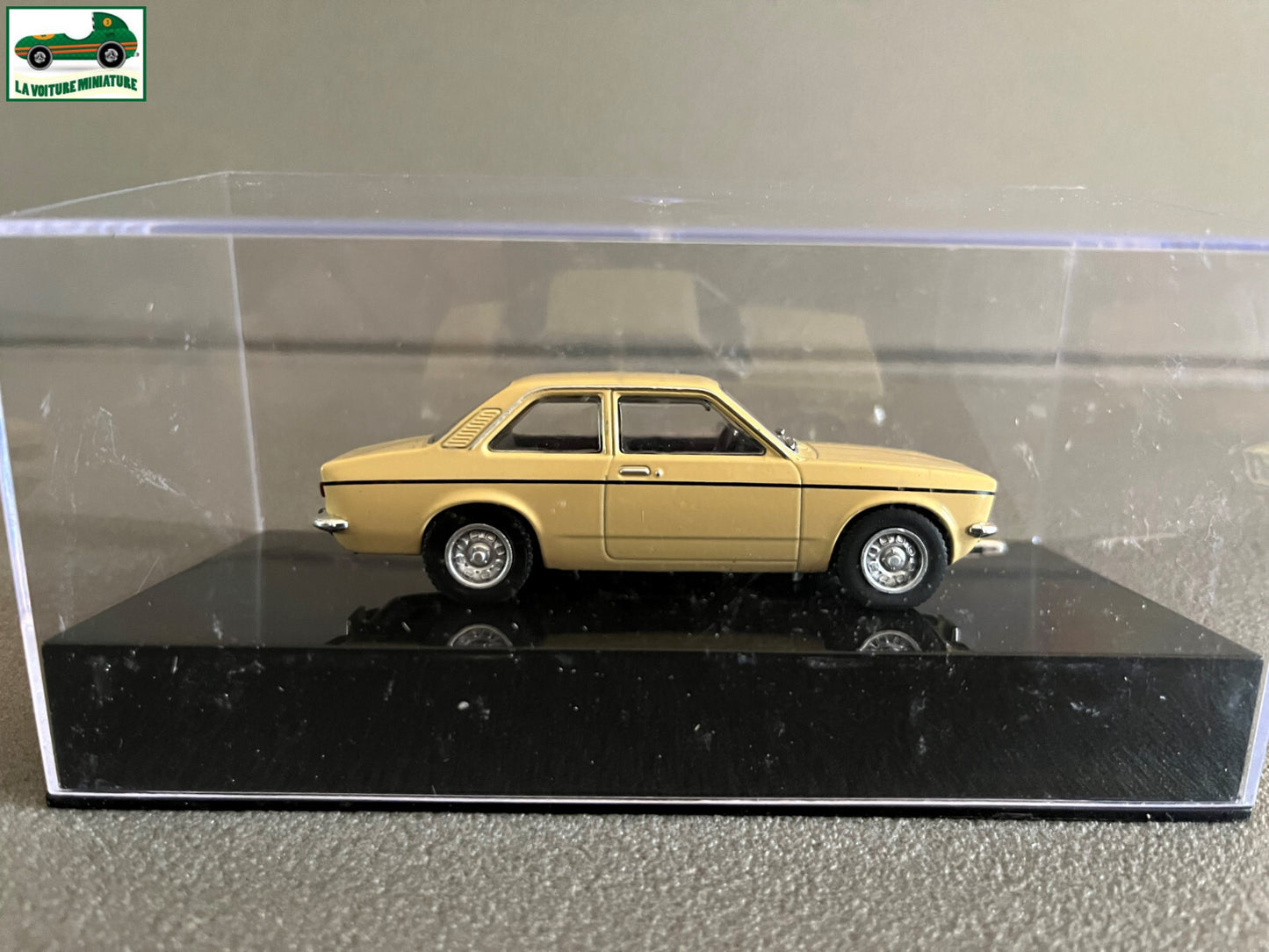 Voiture miniature Américaine Chevrolet Chevette SL 1976 au 1/43