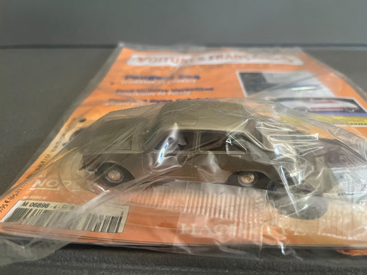 Voiture miniature Peugeot 504 Norev Hachette + Fascicule au 1/43