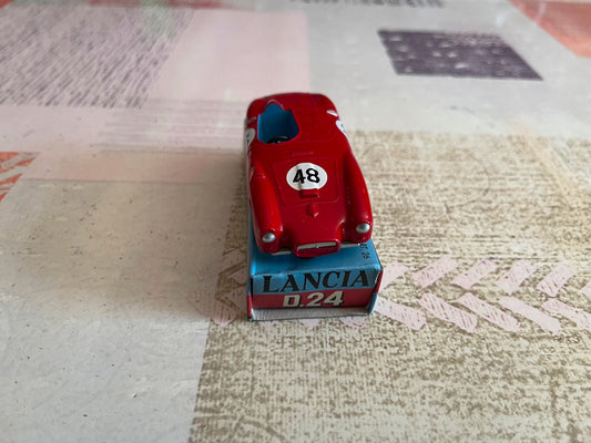 Voiture miniature Lancia D.24 D24 Mercury Hachette 1/48 1/43 Style Dinky Toys