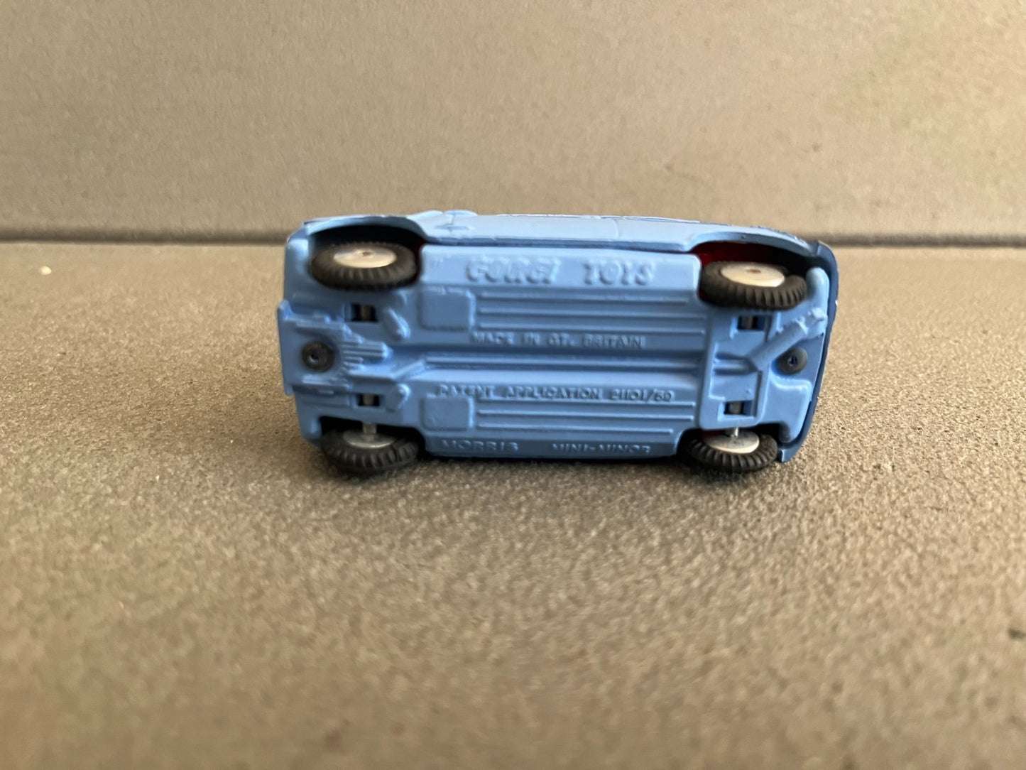 Ancienne Miniature Voiture Corgi Toys Morris Mini Minor Made in Gt Britain