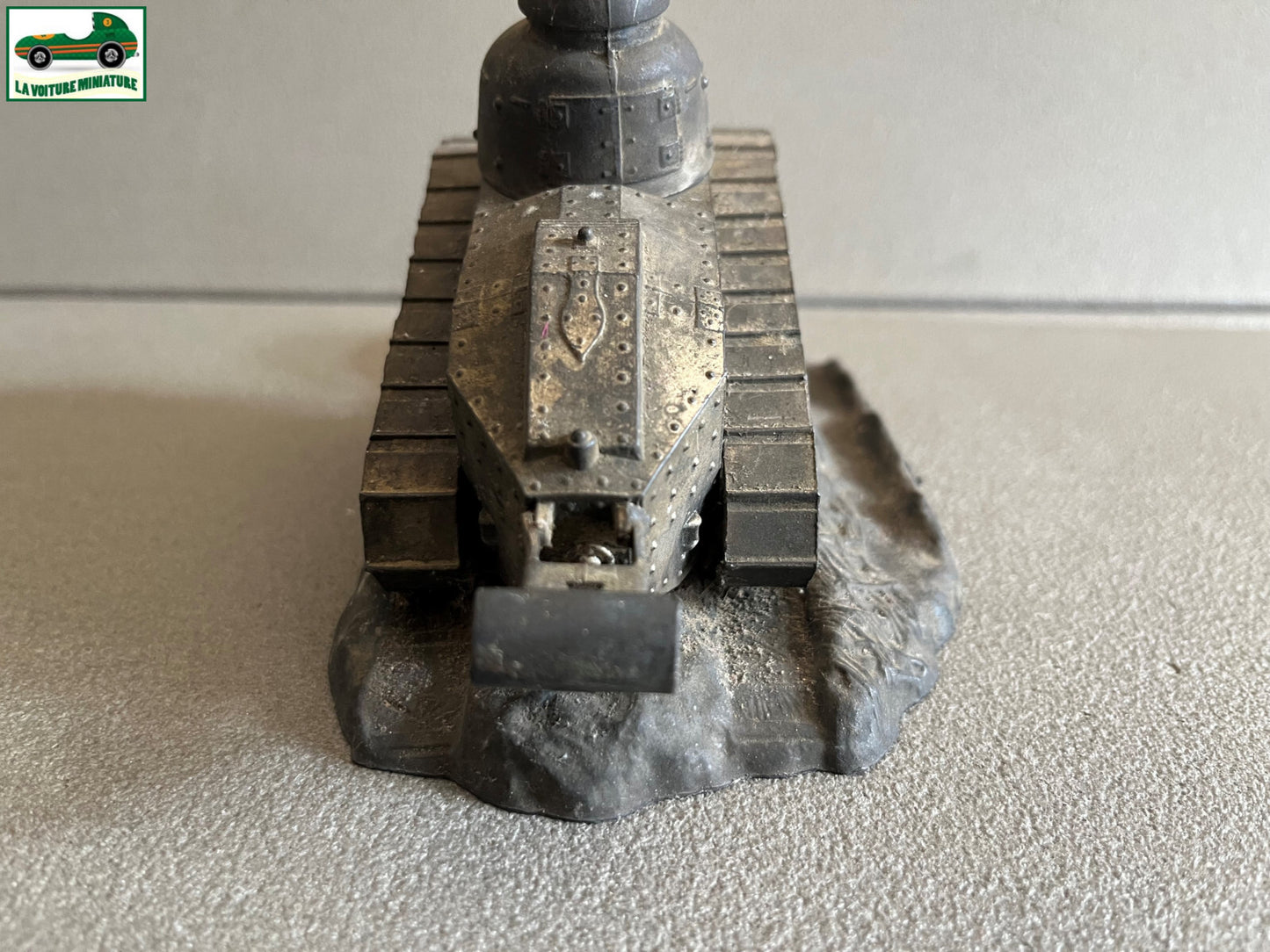 Ancien Miniature Militaire Char Encrier tank Renault FT17 Camp de Sissone