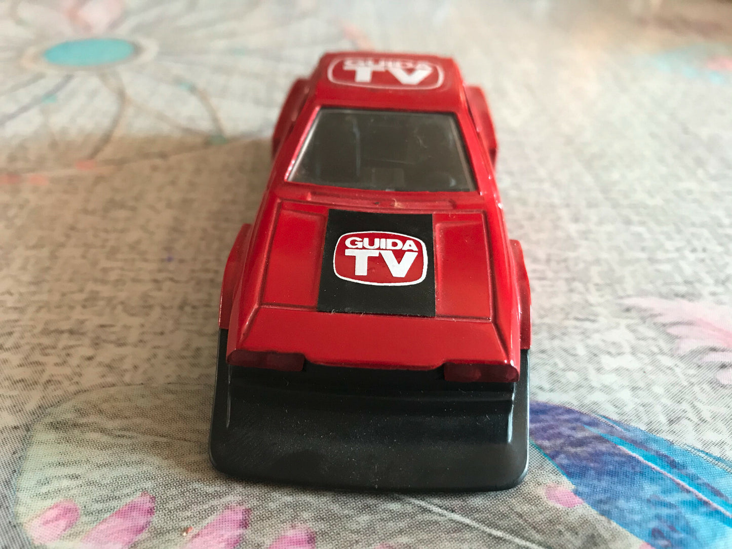 Voiture miniature Alfa Romeo Alfetta GTV Turbo Guida TV Polistil Italy au 1/40