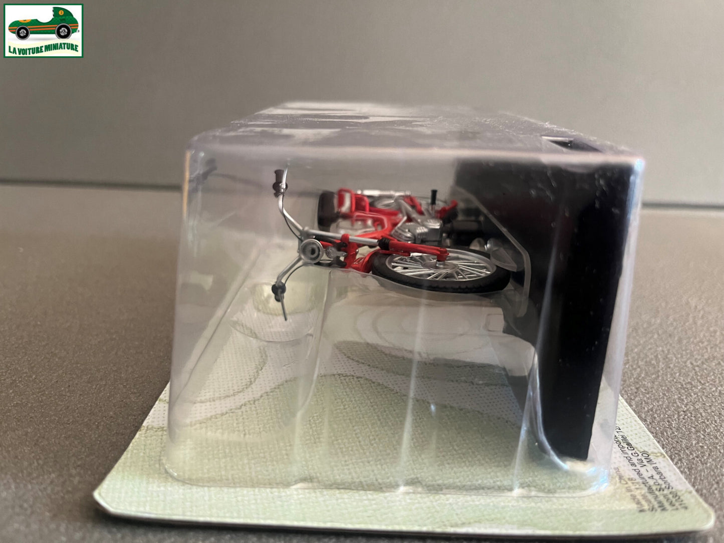 Moto Cyclomoteur miniature Oscar Mister College Prototipo Leo Models 1/18