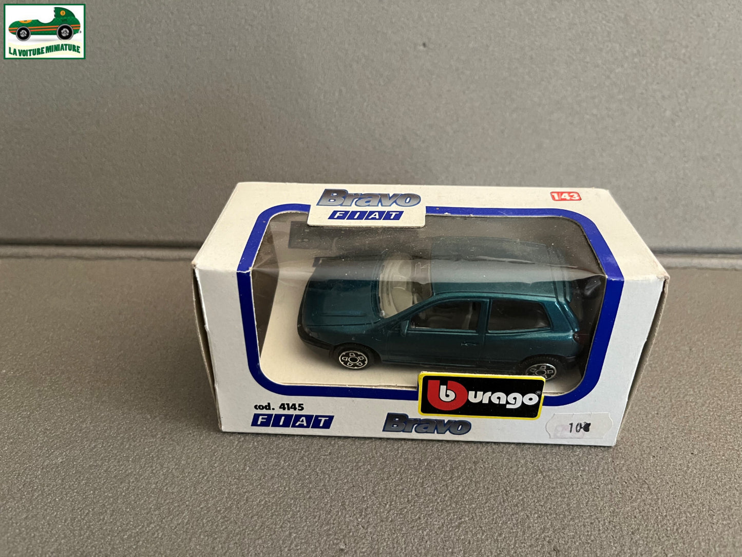 Voiture miniature Fiat Bravo cod. 4145 Burago au 1/43
