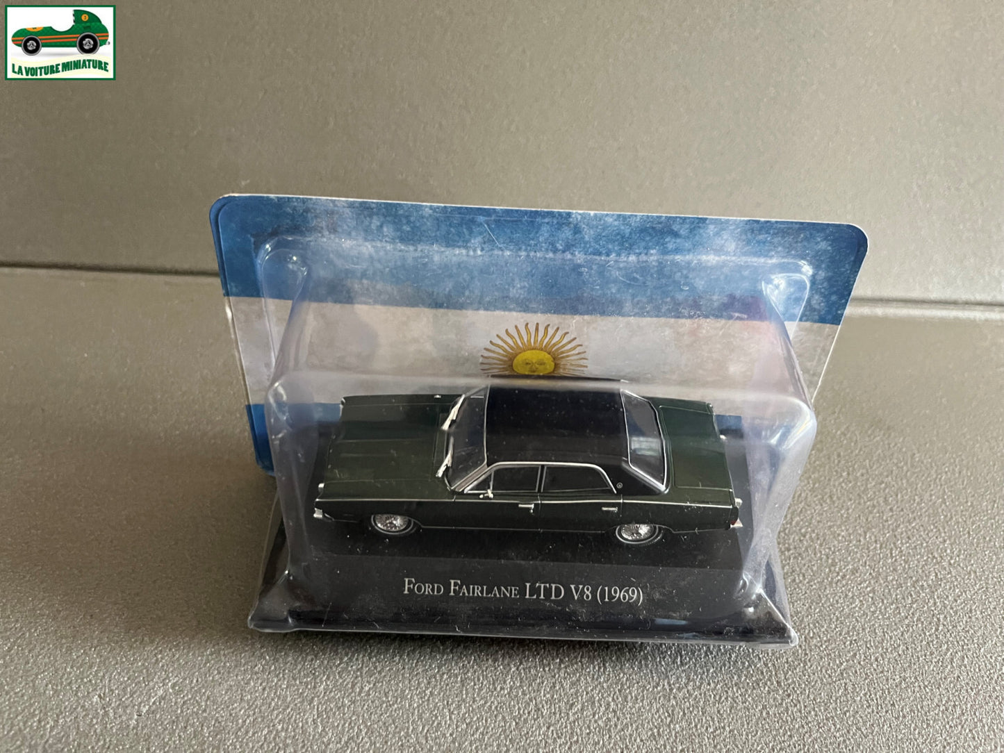 Voiture Miniature Ford Fairlane LTD V8 1969 Autos Inolvidables Argentinos 1/43
