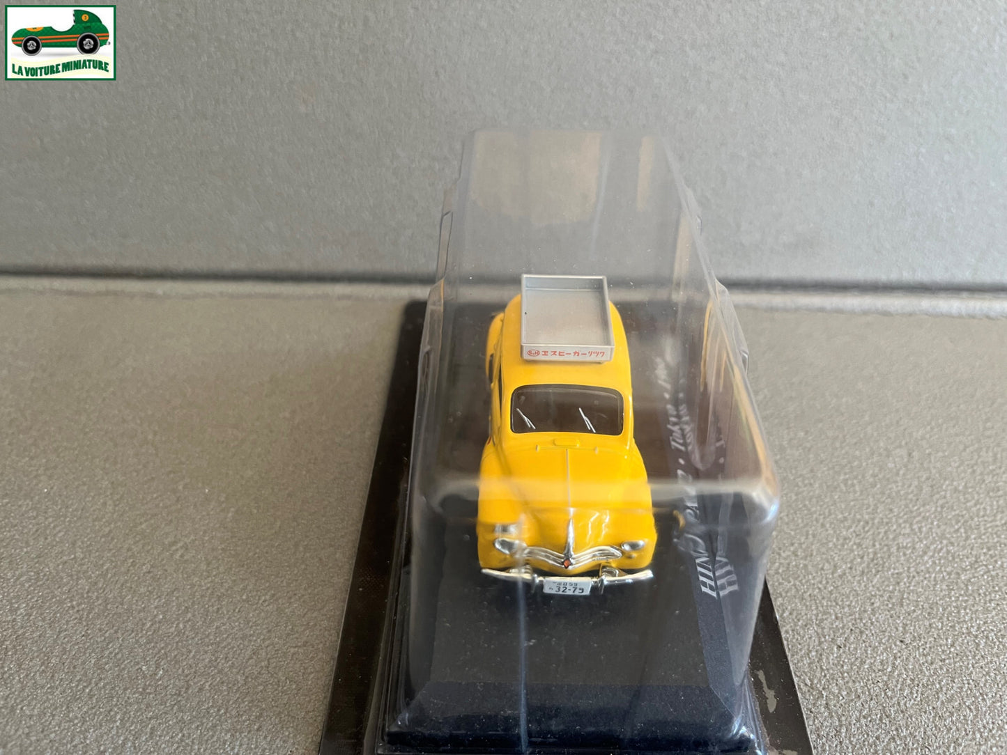 Voiture Miniature Renault 4CV Hino PA62 Tokyo 1966 Taxi Du Monde au 1/43 Altaya