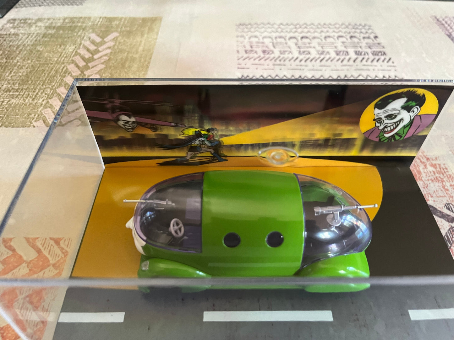 Voiture Miniature Batmobile Les Véhicules de Batman #37 Jokermobile 1/43