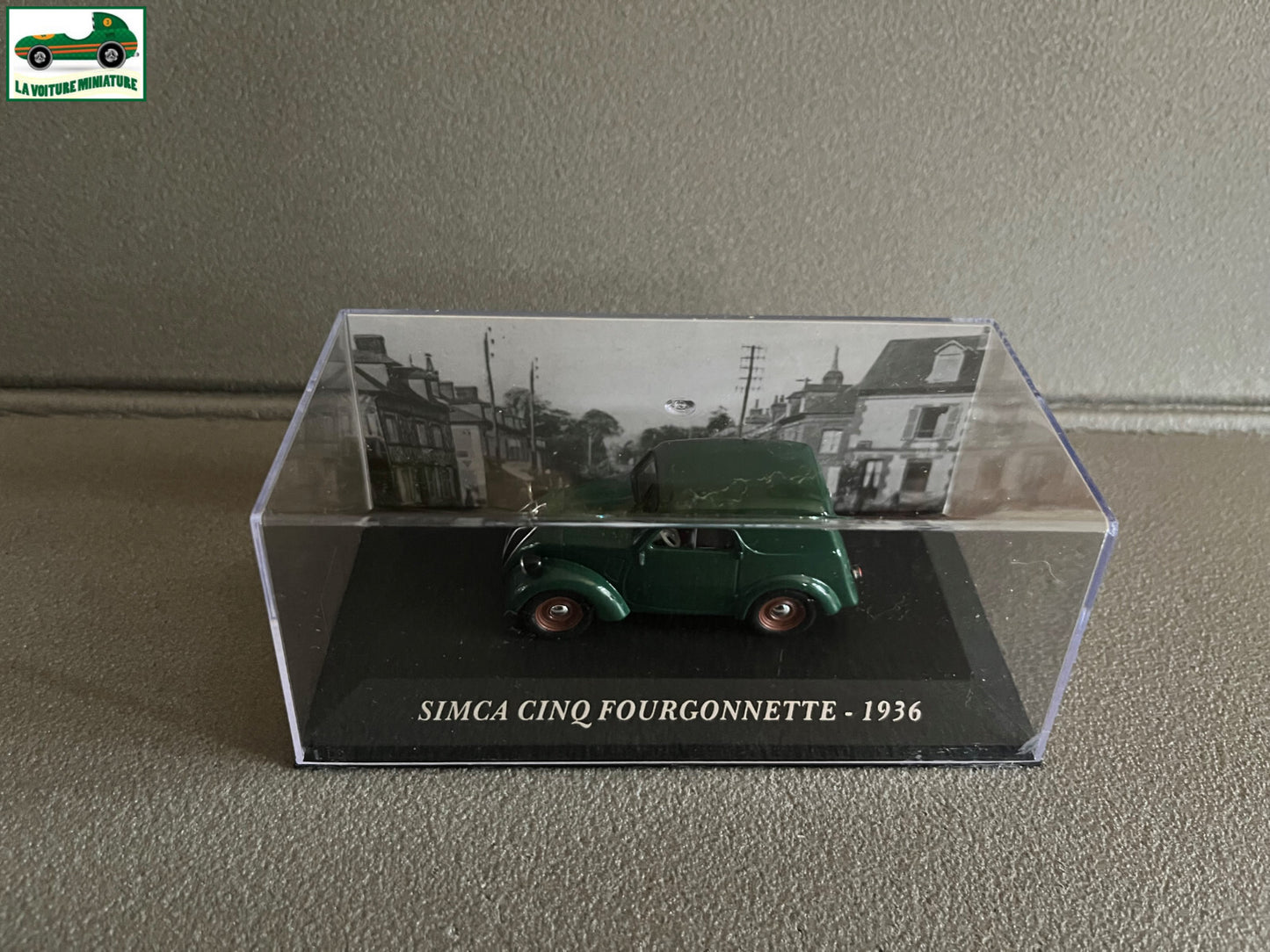 Voiture Miniature Simca Cinq Fourgonnette 1936 au 1/43 Ixo Altaya