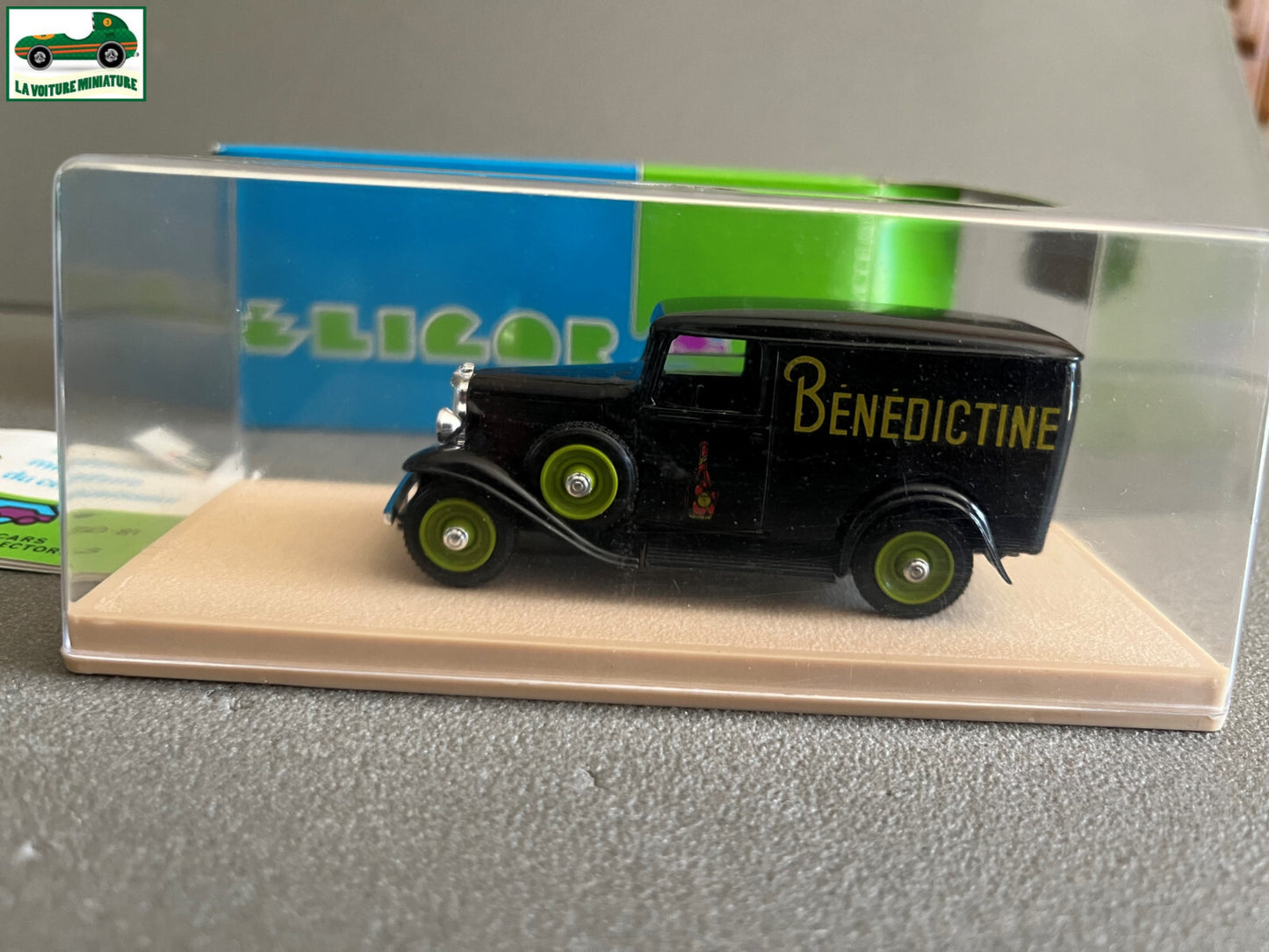 Voiture miniature Citroen 500 Kg Bénédictine Eligor France 1/43