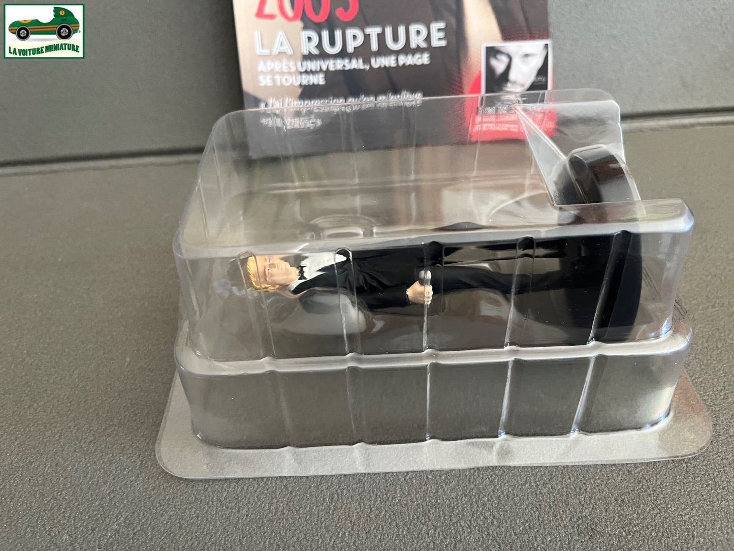 Figurine de Collection Johnny Hallyday + Livret N°19