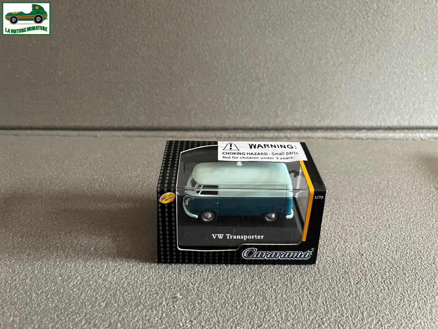 Miniature Voiture Van Volkswagen VW Combi Transporter Cararama 1/72