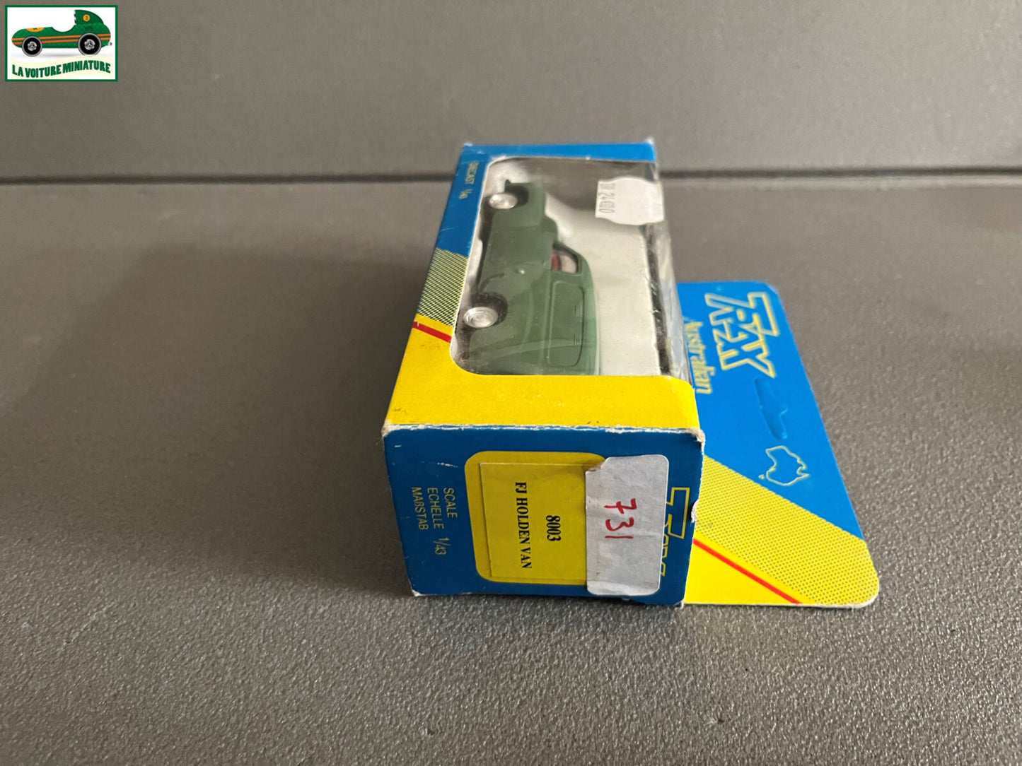 Voiture Miniature FJ Holden Van Trax au 1/43