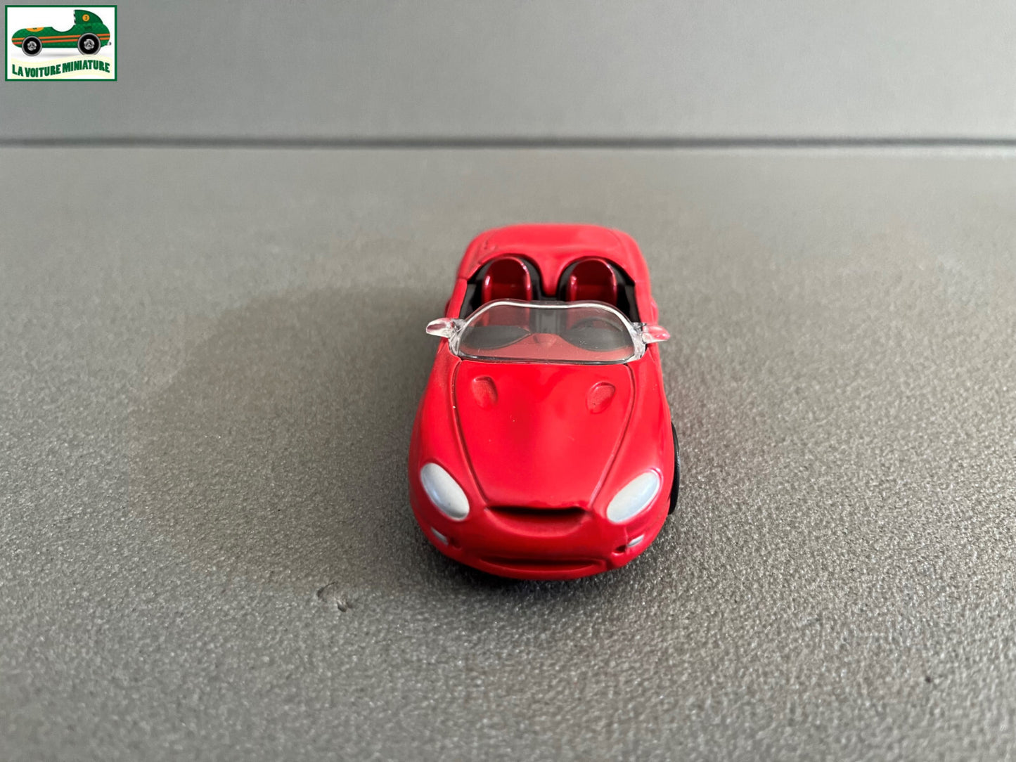 Voiture Miniature Ford Mustang Mach III NewRay 1/43