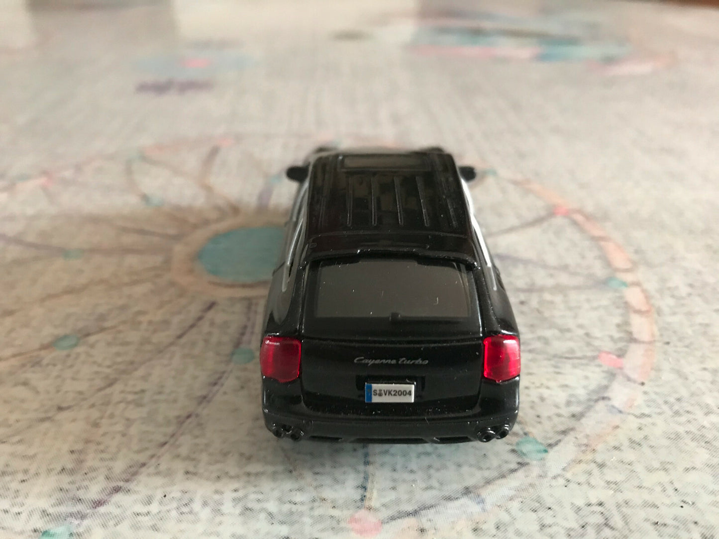 Voiture miniature Porsche Cayenne Turbo Burago 1/43