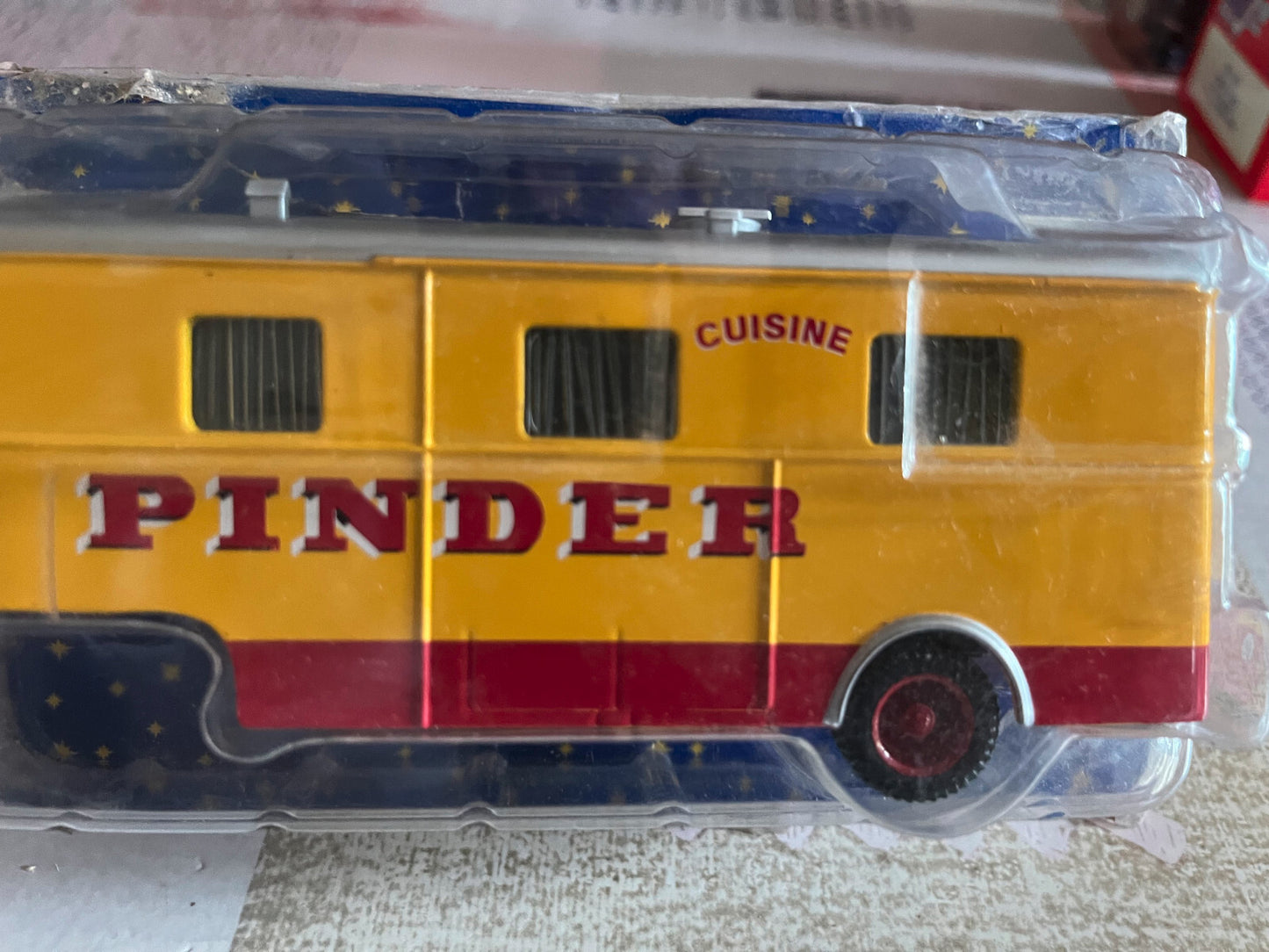 Voiture Miniature Remorque Cuisine Cirque Pinder au 1/64