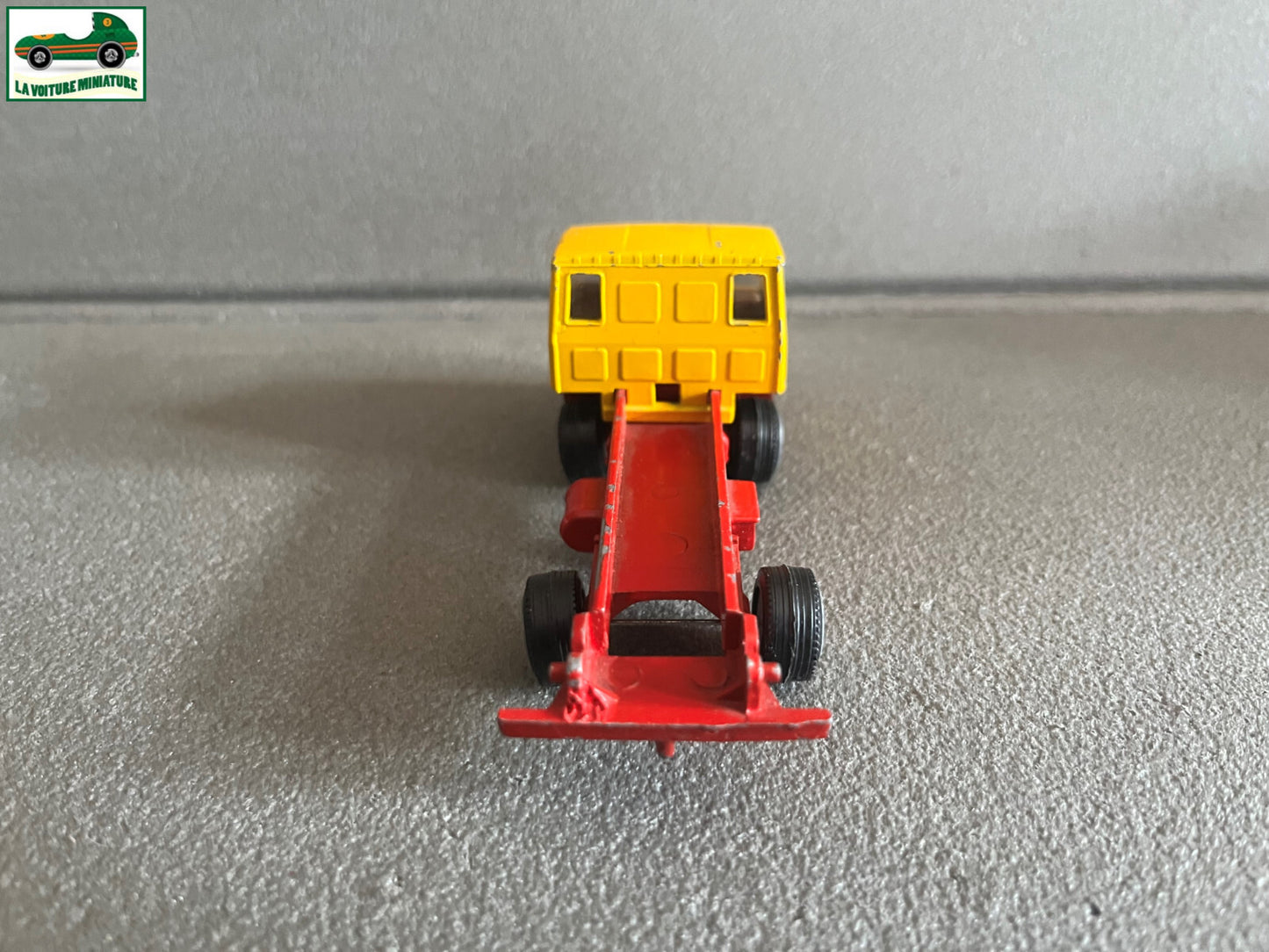 Ancienne Voiture Miniature Camion Berliet Stradair Champion France Epave 1/60