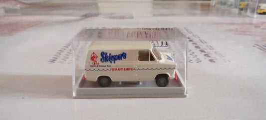 Voiture Miniature Ford Transit Skippers Brekina 1/87 HO