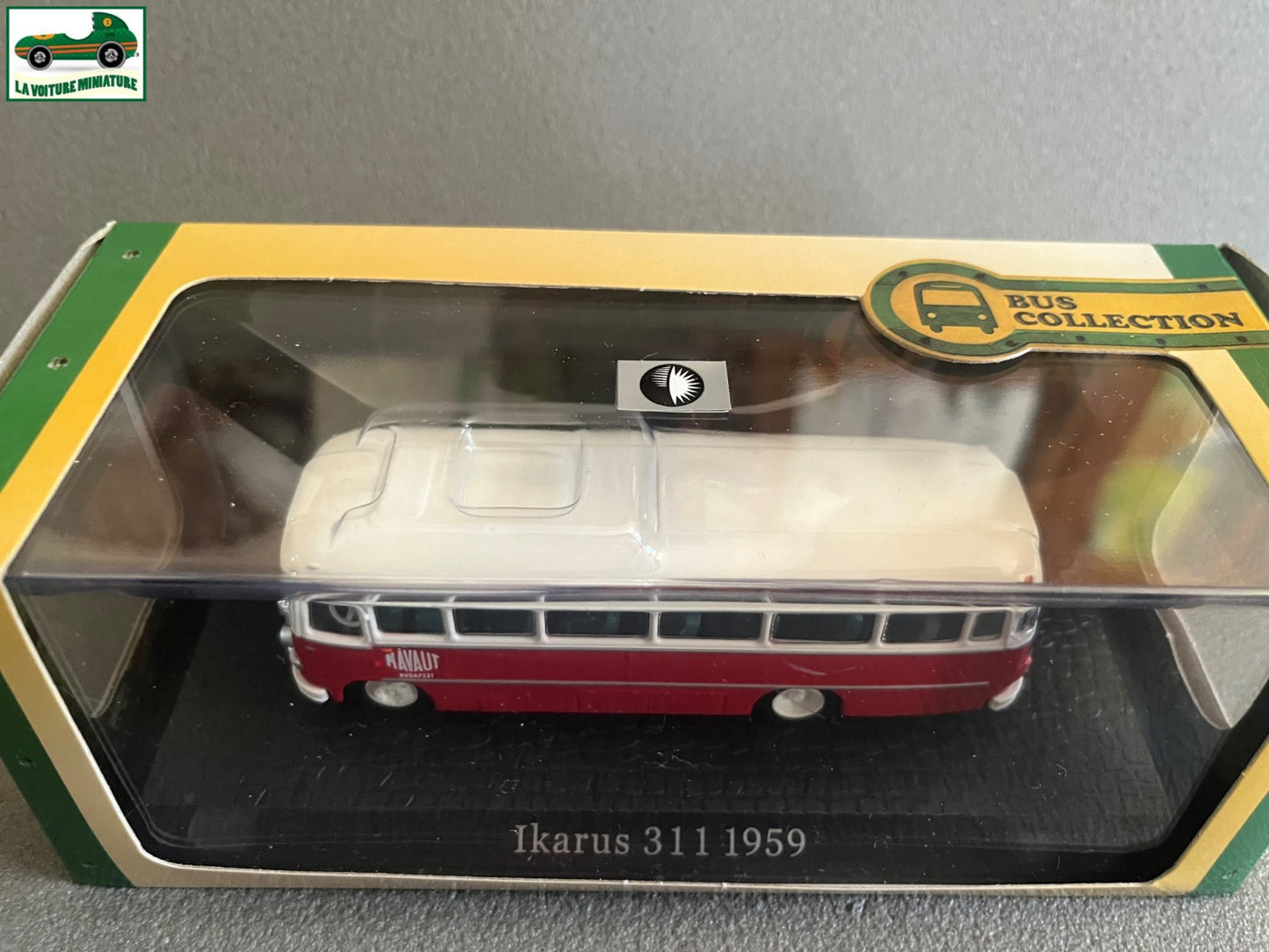 Voiture miniature Ikarus 311 1959 Autobus Autocar Bus Collection Atlas 1/72