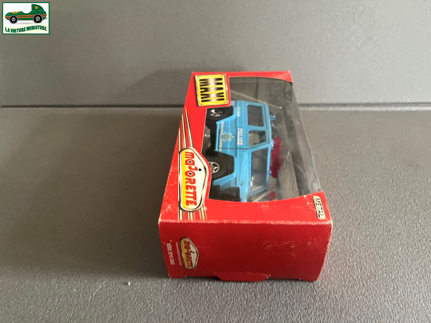 Voiture miniature Mercedes 230GE Police Maxi Majorette Série 3000